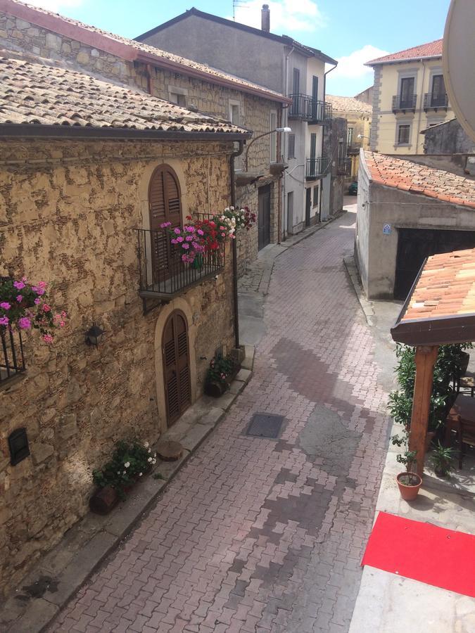 Hotel Sant'Anna Floresta Exterior photo